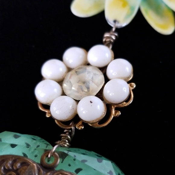 Repurposed Assemblage Vintage Necklace - Picture 8 of 10